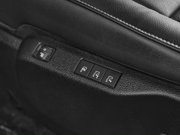 Peugeot Traveller, I Рестайлинг фото №15