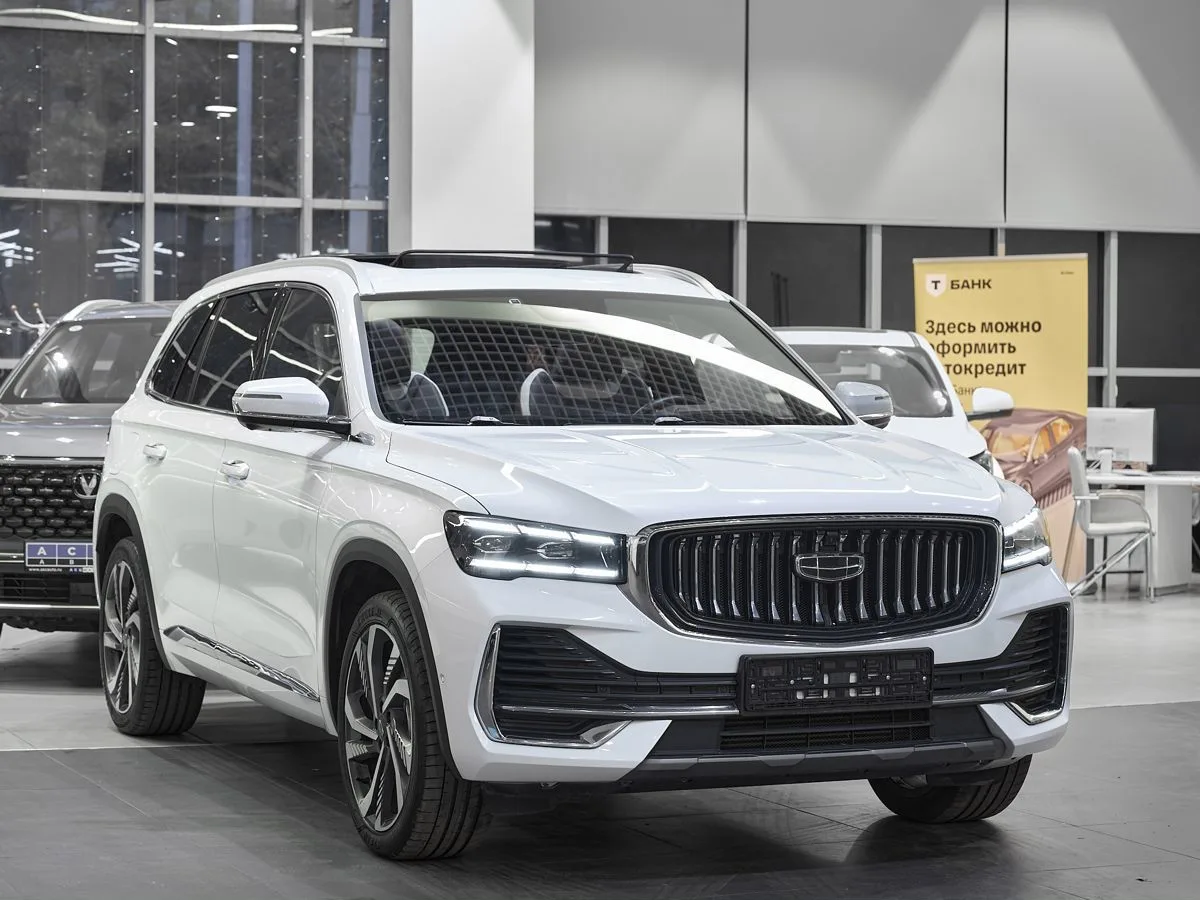 Geely Monjaro, I 2023 Flagship (Xingyue L) фото