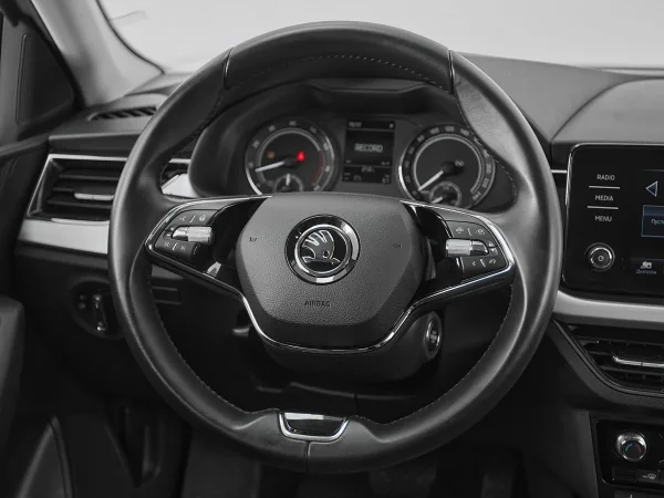 Skoda Rapid, II фото №10