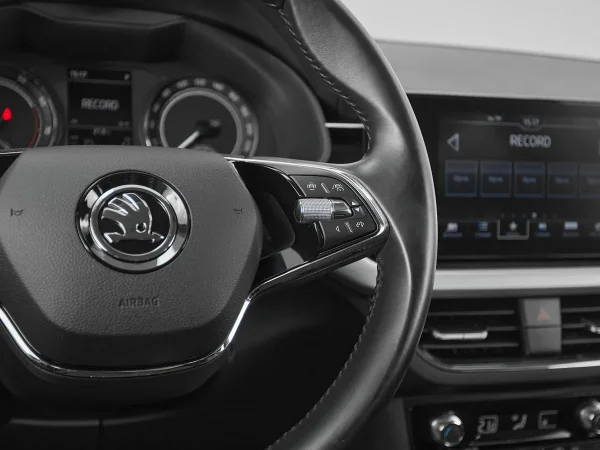 Skoda Rapid, II фото №12