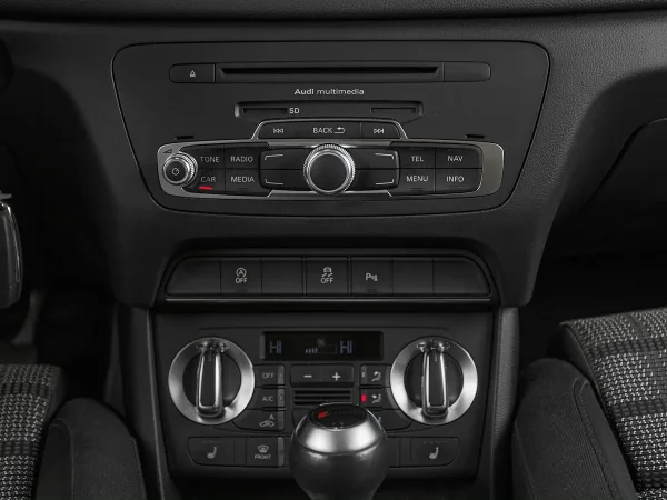 Audi Q3, I (8U) фото №16