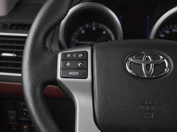 Toyota Land Cruiser Prado, 150 Series Рестайлинг 1 фото №11