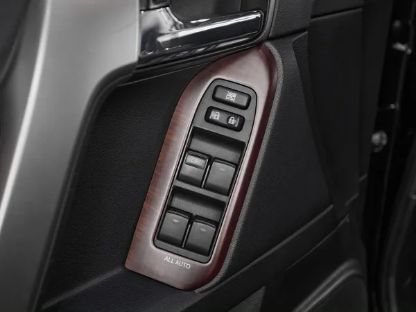 Toyota Land Cruiser Prado, 150 Series Рестайлинг 1 фото №16