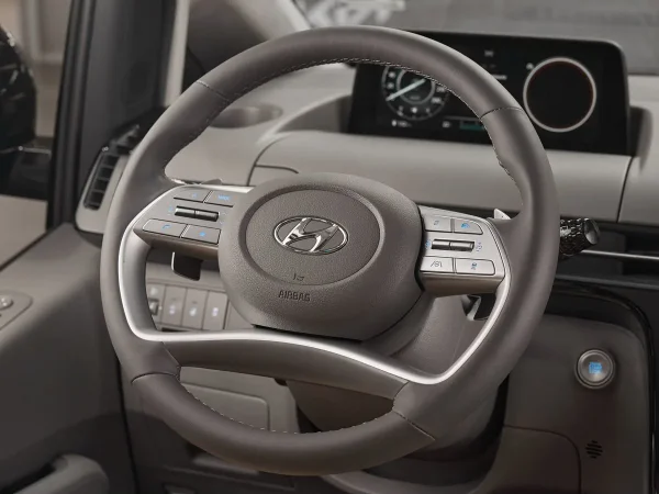 Hyundai Staria, I фото №10
