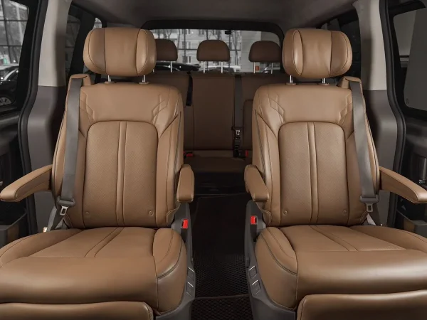 Hyundai Staria, I фото №17