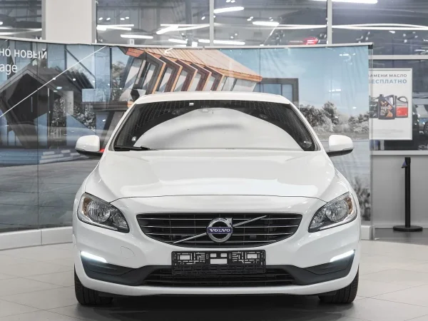 Volvo S60, II Рестайлинг фото №2
