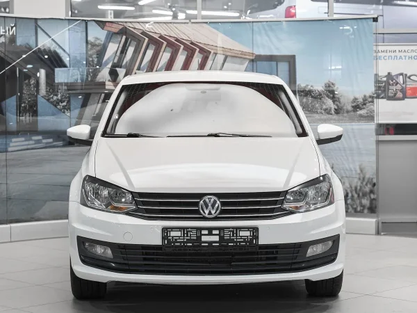 Volkswagen Polo, V Рестайлинг фото №2
