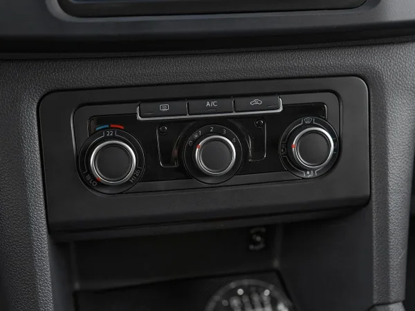 Volkswagen Amarok, I фото №14