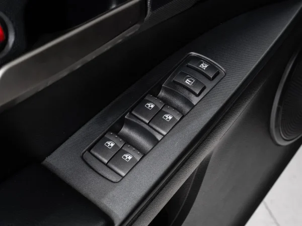 SsangYong Kyron, I Рестайлинг фото №11