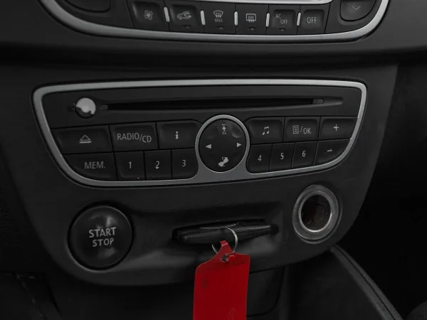 Renault Fluence, I фото №15