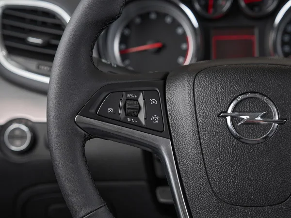 Opel Mokka, I фото №11