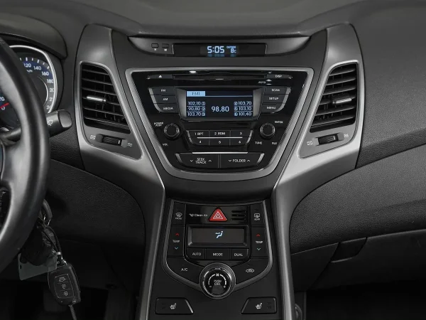 Hyundai Elantra, V (MD) Рестайлинг фото №15