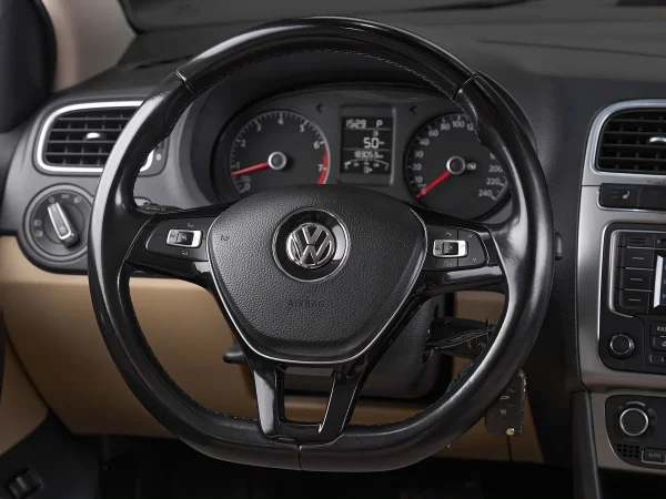 Volkswagen Polo, V Рестайлинг фото №10