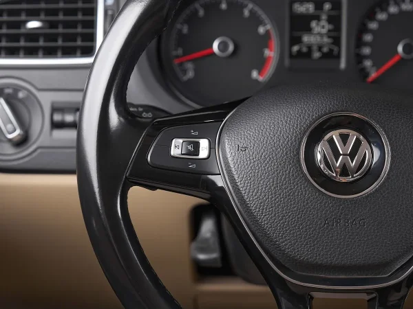 Volkswagen Polo, V Рестайлинг фото №11