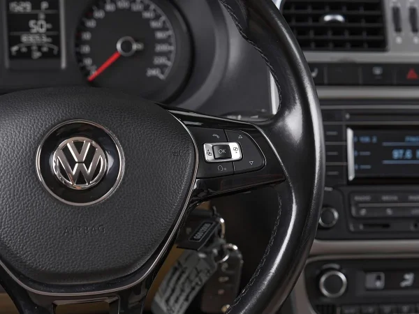 Volkswagen Polo, V Рестайлинг фото №12