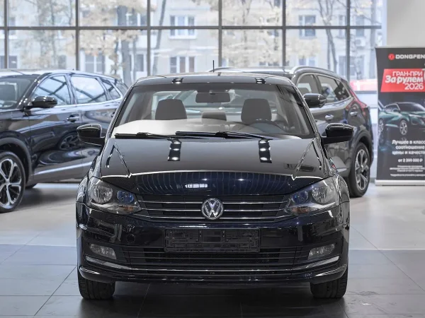 Volkswagen Polo, V Рестайлинг фото №2