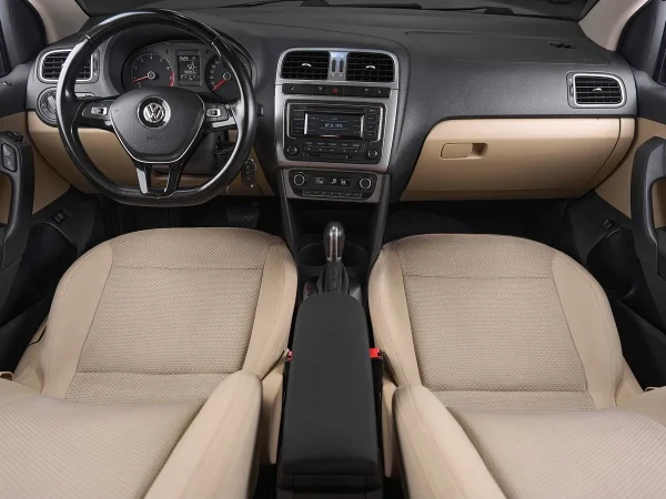 Volkswagen Polo, V Рестайлинг фото №8