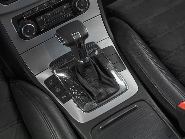 Volkswagen Passat, B6 фото №19