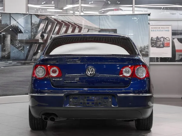 Volkswagen Passat, B6 фото №5