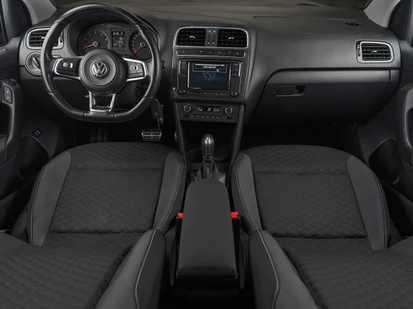 Volkswagen Polo, V Рестайлинг фото №8