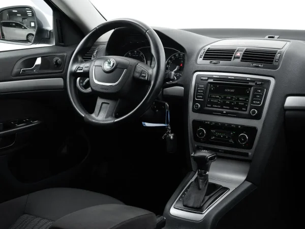Skoda Octavia, II (A5) Рестайлинг фото №10