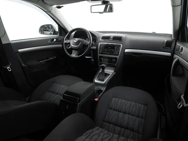 Skoda Octavia, II (A5) Рестайлинг фото №9