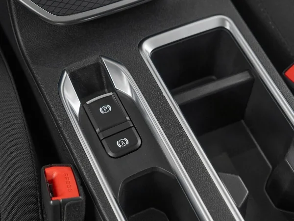 Haval M6, II фото №19