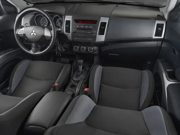 Mitsubishi Outlander, II Рестайлинг фото №9