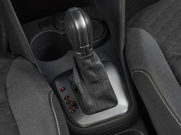 Volkswagen Polo, V Рестайлинг фото №17
