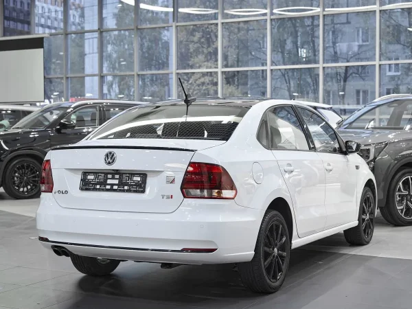 Volkswagen Polo, V Рестайлинг фото №6