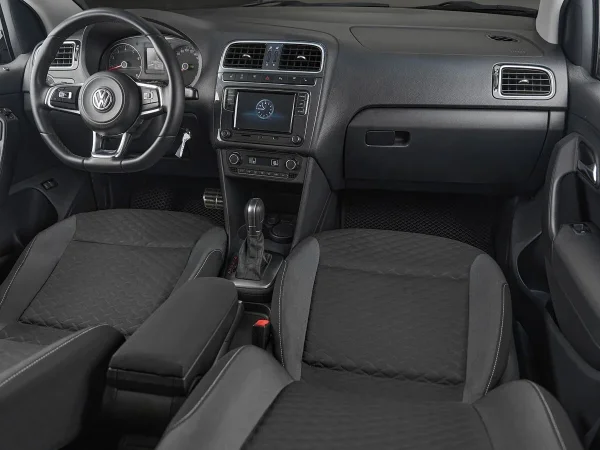 Volkswagen Polo, V Рестайлинг фото №9