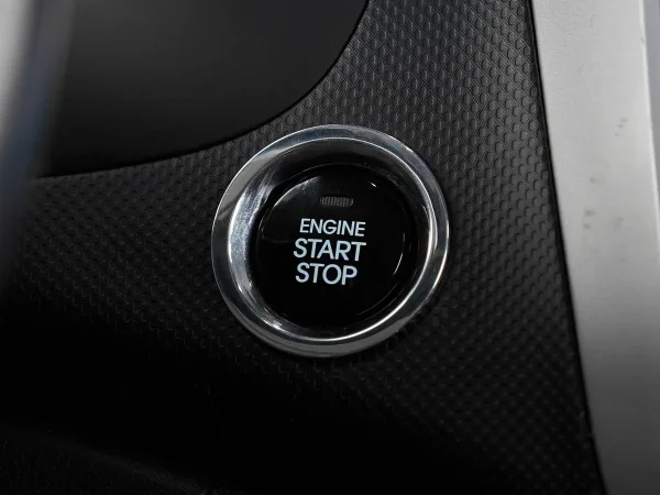 Hyundai Solaris, I фото №12