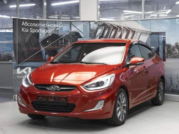 Hyundai Solaris, I 2013 Family фото