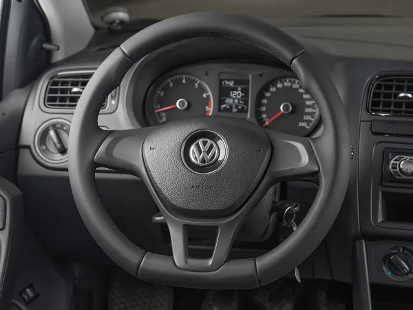 Volkswagen Polo, V Рестайлинг фото №10