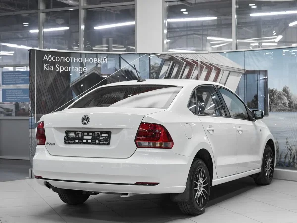 Volkswagen Polo, V Рестайлинг фото №6
