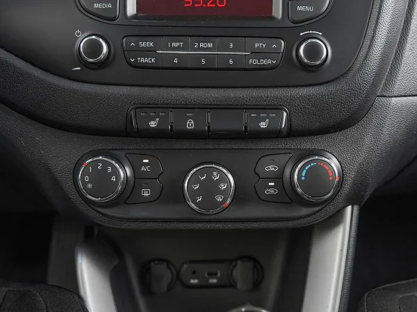 Kia Ceed, II фото №11