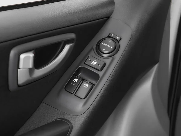 Hyundai H-1, II Рестайлинг фото №13