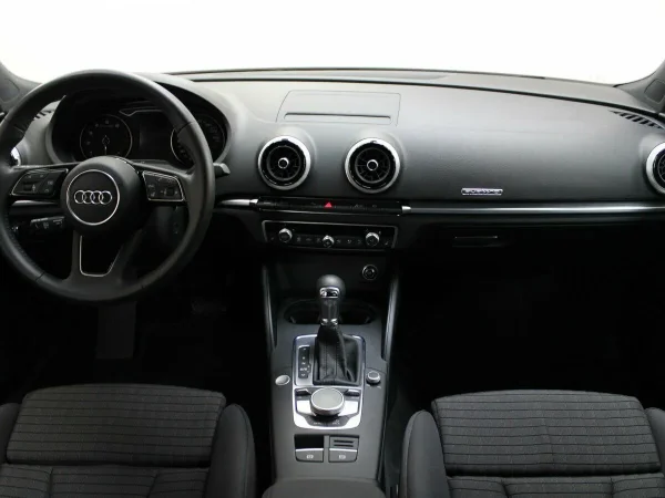 Audi A3, III (8V) Рестайлинг фото №9