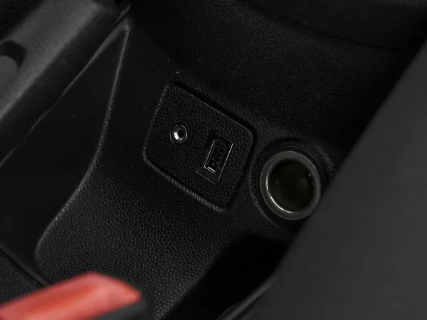 Ford Fiesta, Mk6 фото №14