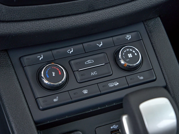 FAW Besturn X40, I фото №16