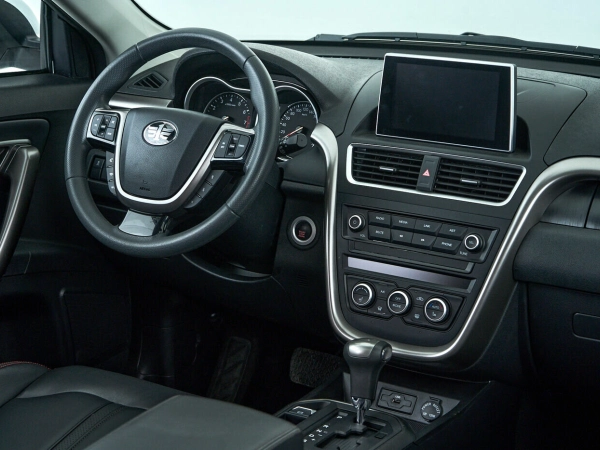 FAW Besturn X80, I Рестайлинг фото №11