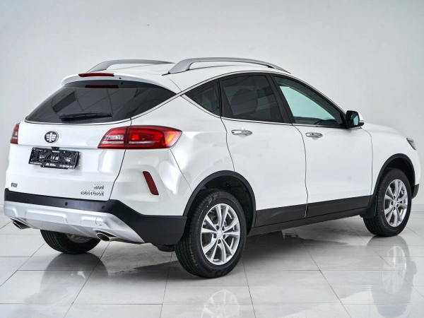 FAW Besturn X80, I Рестайлинг фото №5