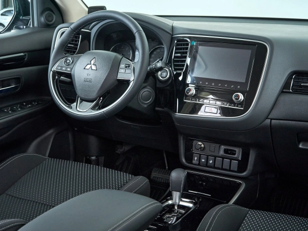 Mitsubishi Outlander, III Рестайлинг 3 фото №12