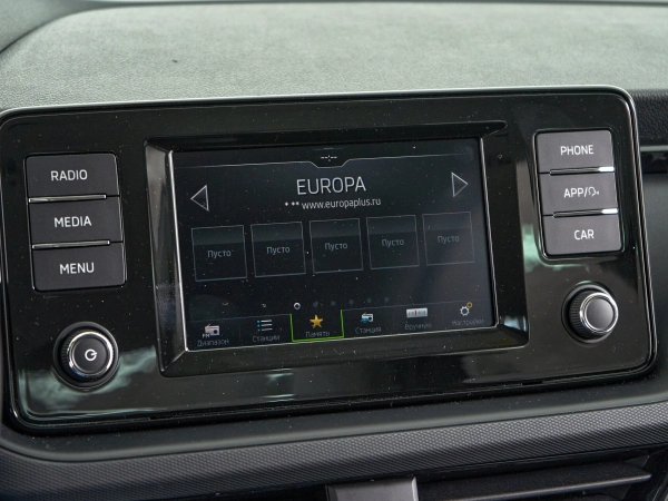 Skoda Rapid, II фото №14