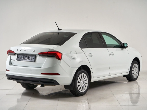 Skoda Rapid, II фото №4