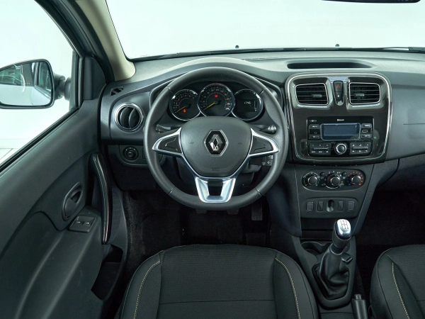 Renault Logan, II Рестайлинг фото №10
