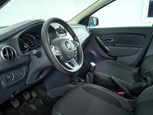 Renault Logan, II Рестайлинг фото №13