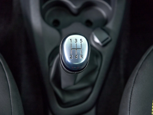 Renault Logan, II Рестайлинг фото №19