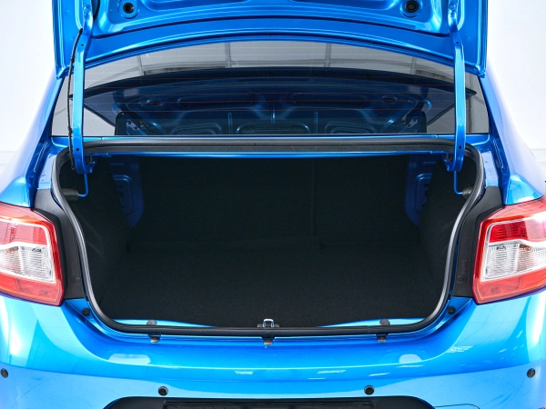 Renault Logan, II Рестайлинг фото №7