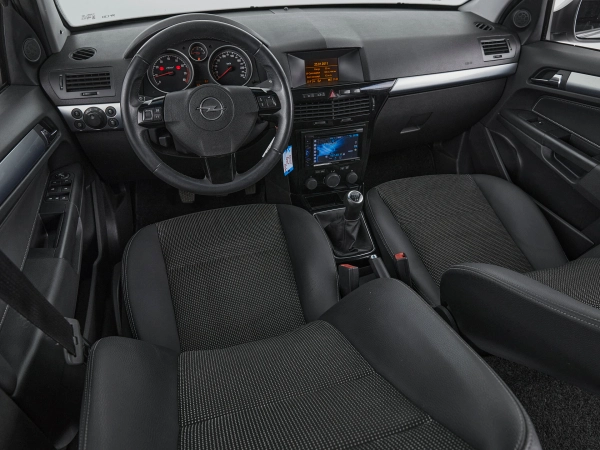 Opel Astra, H Рестайлинг фото №10